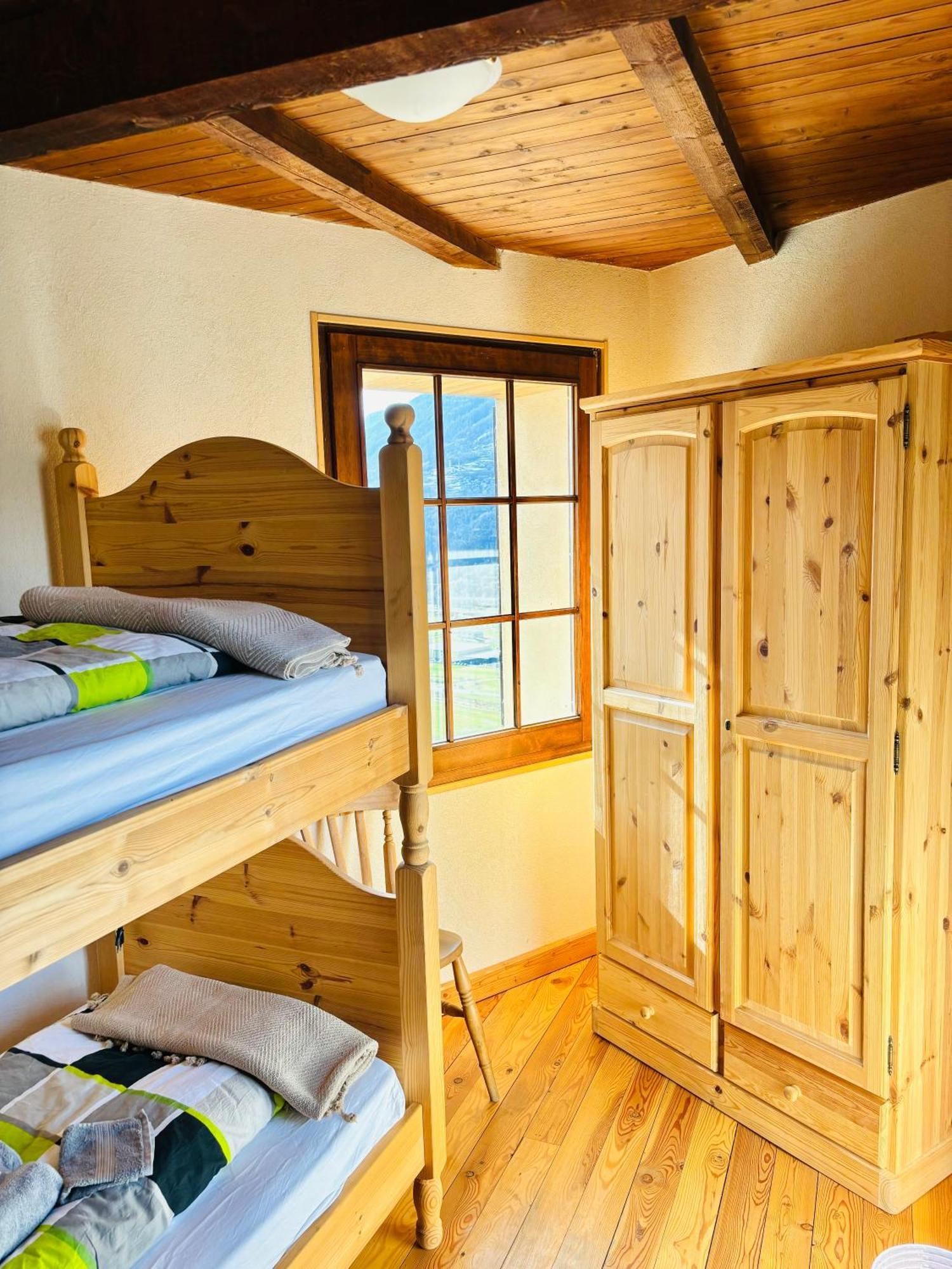 Foppoli Castle, Private 11Th Century Fortress With Panoramic View, Sauna And Hot Tub Overlooking The Valtellina Mazzo di Valtellina Eksteriør bilde
