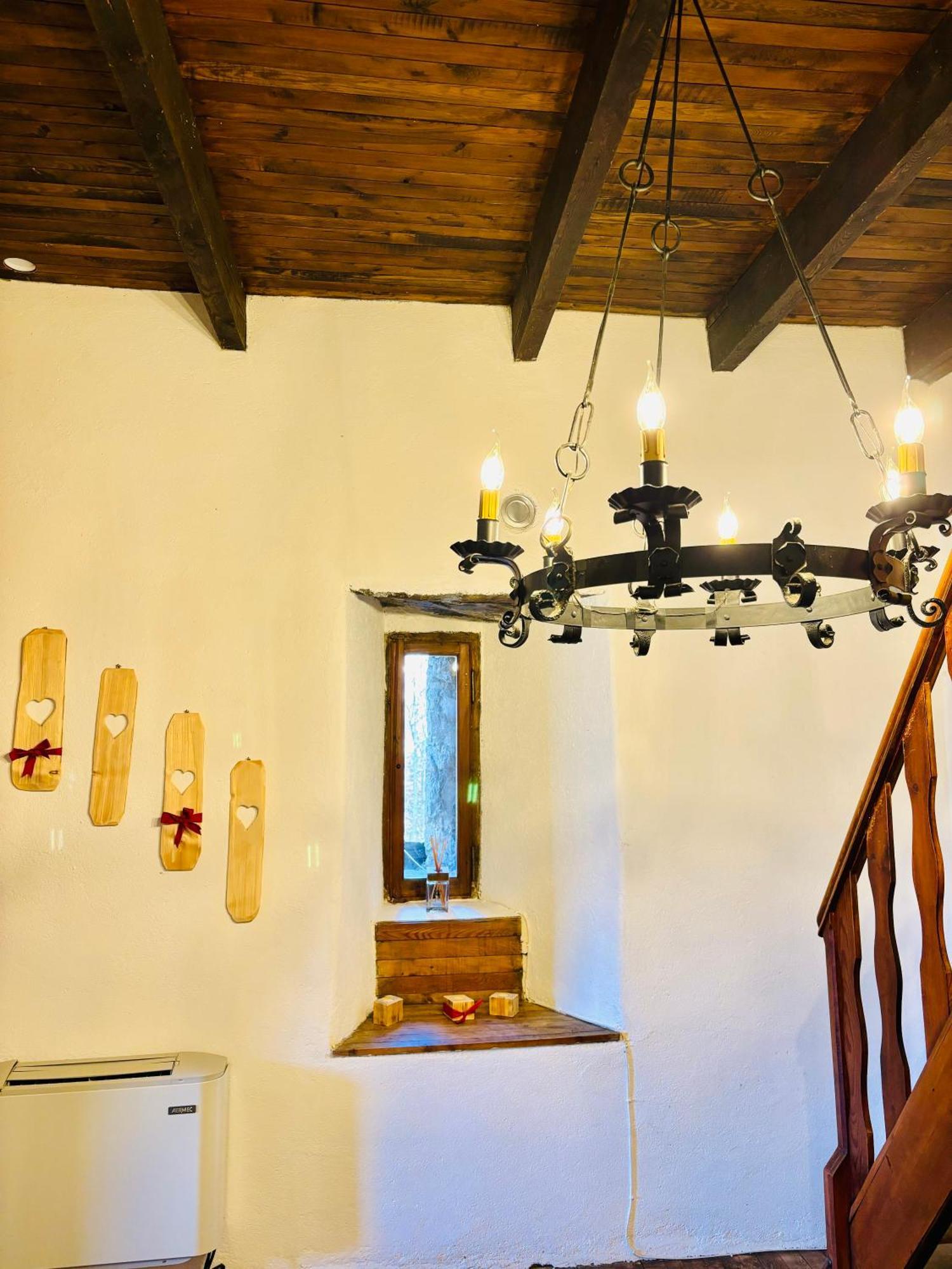 Foppoli Castle, Private 11Th Century Fortress With Panoramic View, Sauna And Hot Tub Overlooking The Valtellina Mazzo di Valtellina Eksteriør bilde