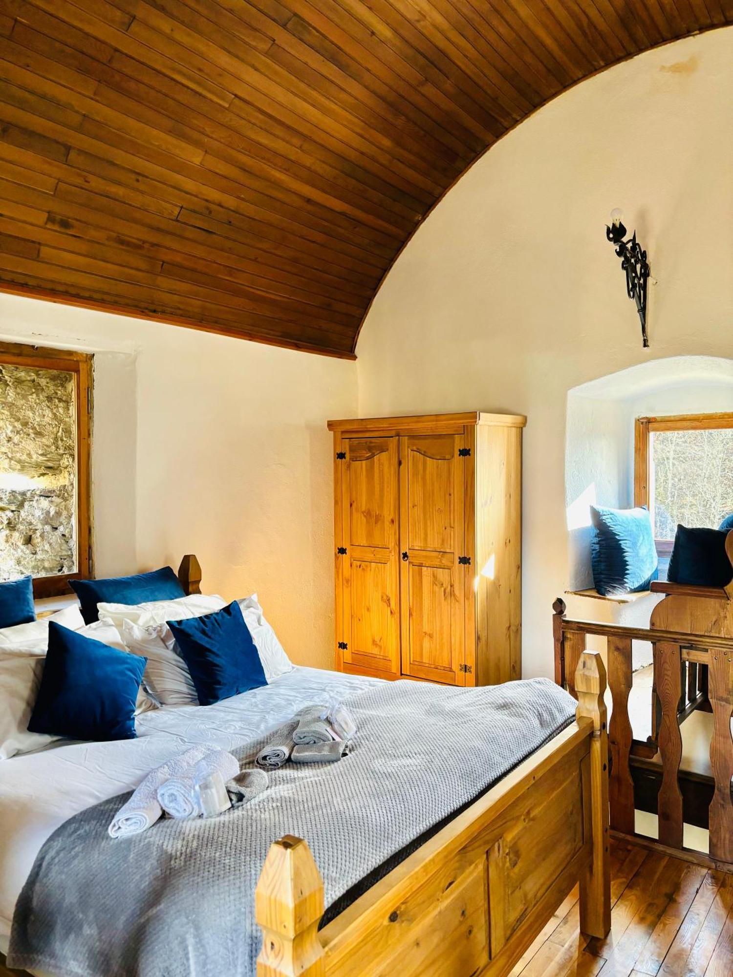Foppoli Castle, Private 11Th Century Fortress With Panoramic View, Sauna And Hot Tub Overlooking The Valtellina Mazzo di Valtellina Eksteriør bilde